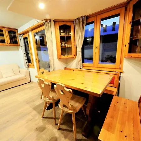 公寓 Chalet Rododendro *